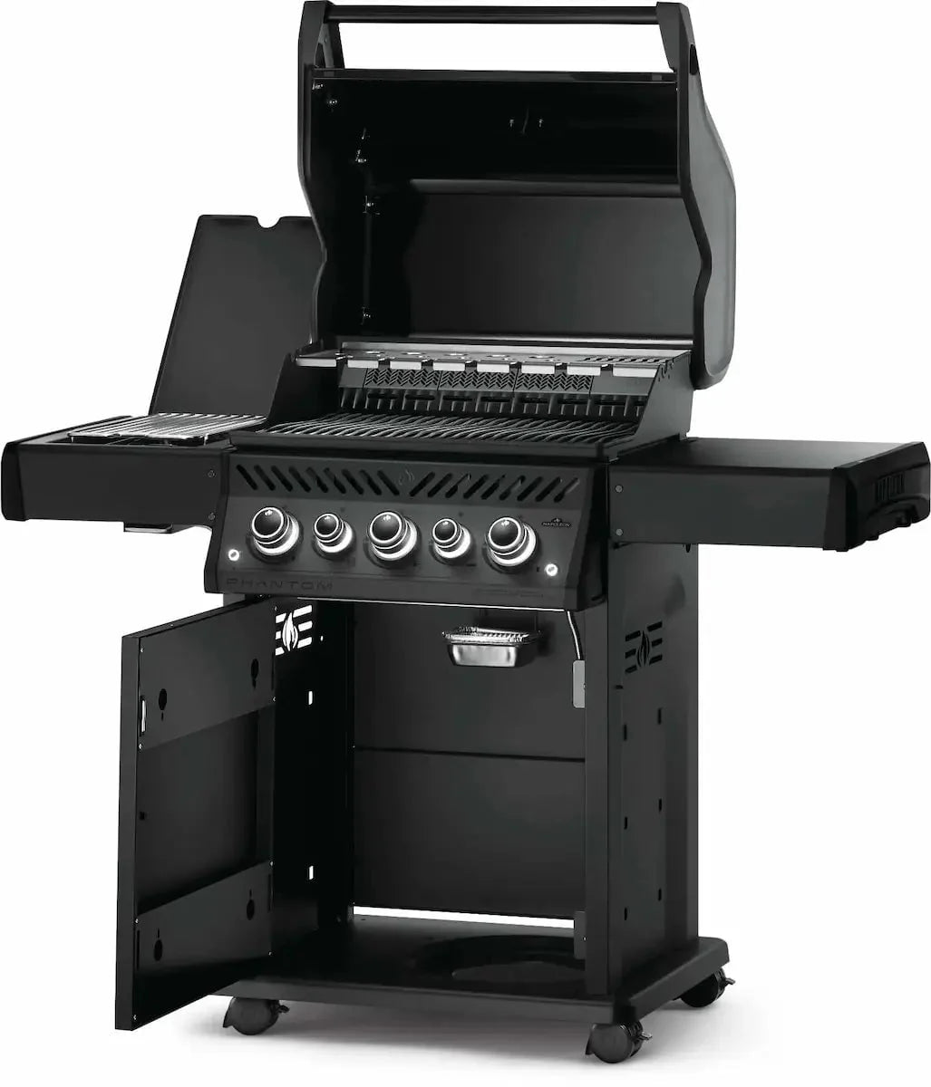 Napoleon Grills Phantom Rogue 425 RSIB Gas BBQ Grill